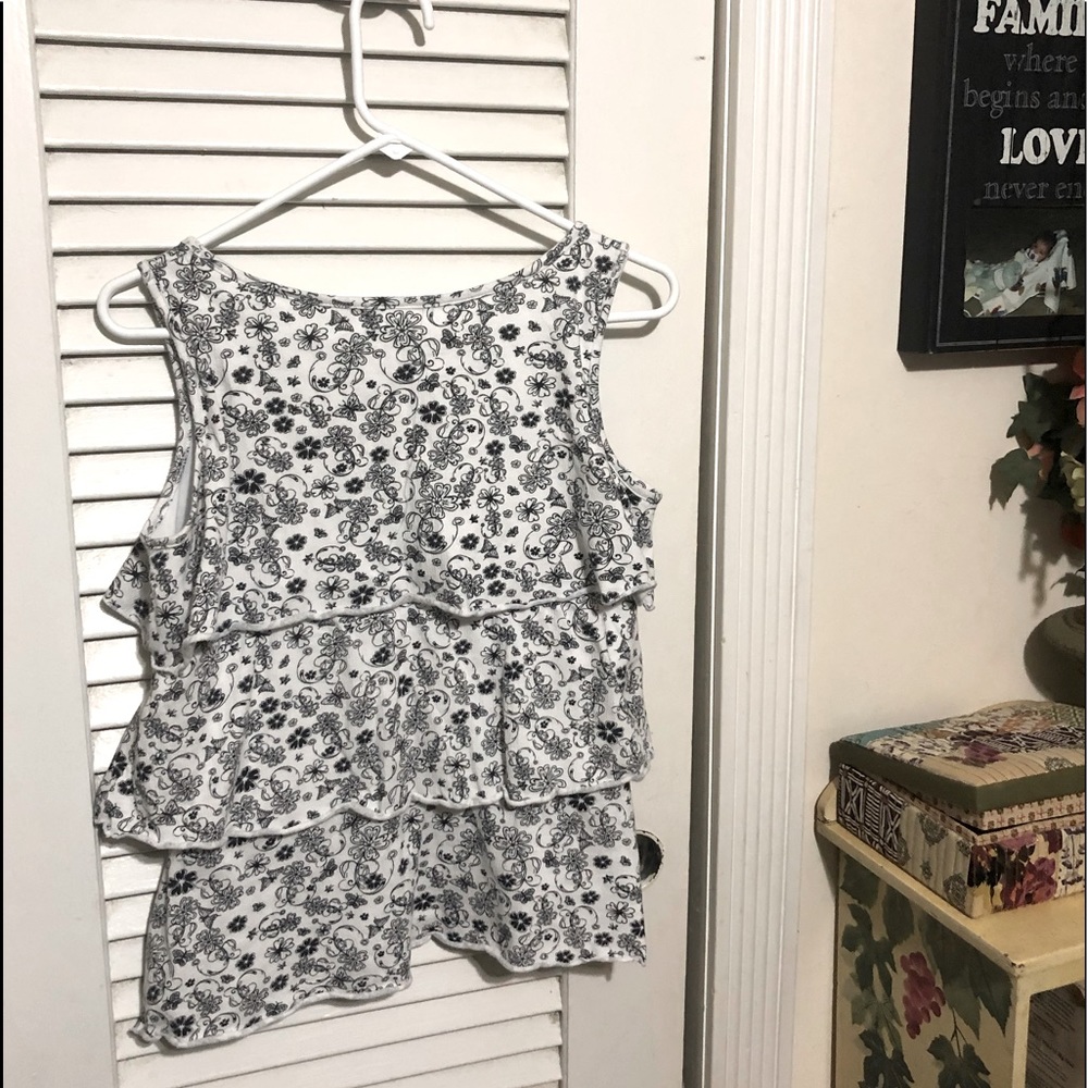 7/25$ 2N !❤️💚 Dress Barn Sleeveless Top Petite Small Cute! - Picture 4 of 6